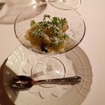 フィオッキ - フロマージュブランのムースとルバーブのグラニータとブルーベリー