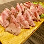 隠れ家 肉バル tokyocheers - ローストビーフ