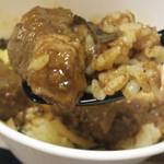SPICY CURRY 魯珈 - ラム肉　リフト！