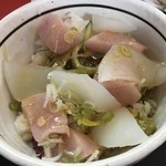 波食波食 - ぶっかけ丼1,350円 値上がり中。
            岩手にあるメフレの市場丼が二杯食べられる。。