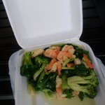 Asian Mix - 料理写真:持ち帰りの時、少し傾きました。エビ野菜炒め。