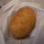 ブランジェ浅野屋 - モツァレラトマトパン