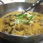 カラチの空 - マトンブローチ