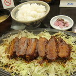 矢場とん - 鉄板ヒレ　味噌カツ
