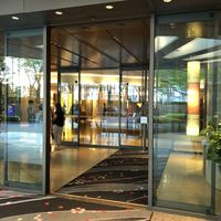 ロビーラウンジ 「マーブルラウンジ」 ヒルトン東京 - 