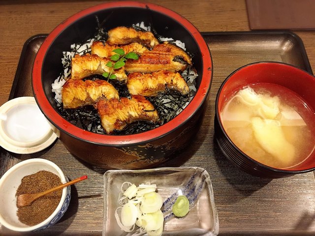 鮨と麺 うまい門 百番街店 北鉄金沢 うどん 食べログ