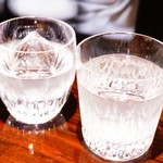 かしわや 泰 美酒佳鶏 - 焼酎のグラスはなんとバカラ。美しい〜(*´Д｀*)