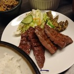 牛たん炭焼き 利久 - 