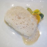 Ode - 函館産真鱈、ズッキーニ　アオリイカソース