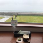 Cafe Mint Blue - 海を見ながらコーヒー