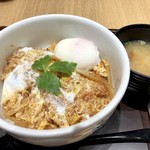 新宿さぼてん デリカ - 卵とじのヒレかつ丼（並）910円