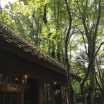 ミハエル - 林の中の木漏れ日カフェ