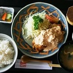 魚山亭 - チキン南蛮定食