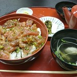 浜茶屋 - まぐろりゅうきゅう丼