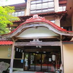 鉛温泉　藤三旅館 - 木造３階建て総けやき造りの本館