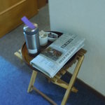 小さなホテル セラヴィ - 朝はコーヒーと新聞のサービス