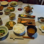 小さなホテル セラヴィ - 