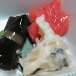 鉛温泉　藤三旅館 - タラコ、昆布巻き、わさび漬け