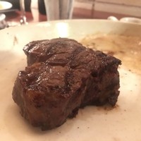 カルネジーオ イースト - 