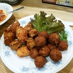 中国料理 万寿 - 鶏の唐揚げ（軟炸鶏）、肉団子の唐揚げ（炸丸子）