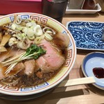 サバ６製麺所 - サバ醤油そば+サバ寿司2カンセット