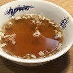 煮干そば 流。 - 夏季限定 8/9〜9/3【油そば  スタミナ】大蒜増しver
      
      中華スープ