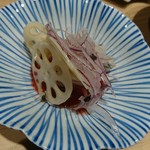 割烹 熊谷 - 蓮根、梅肉和えの鮪