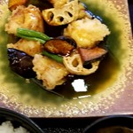 Kagonoya - 彩り野菜の黒酢あんかけ