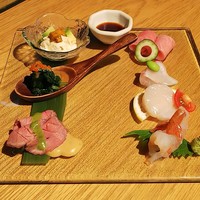 KINKA sushi bar izakaya 渋谷 - 小鉢三種&刺身4種盛り