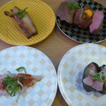 かっぱ寿司 - トンポーロー（豚角煮）、牛Kingの肉三昧、天然まぐろはらも直火炙り醤油、寿司屋のたたき