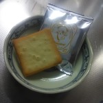 東京ミルクチーズ工場 - 1枚70円。