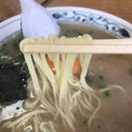 幸陽閣 - 卵入りラーメン 麺