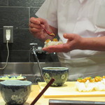 天寿し - 錦胡麻で仕上げ