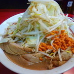 千里眼 - 2011盆明けの豚（麺半・野菜ちょいと・辛揚げちょいと）