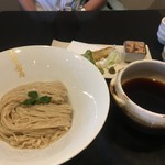 麺者すぐれ - 夏季限定 打ちたて小麦香る 冷やしつけ麺〜夏野菜と穴子の天ぷら添え〜