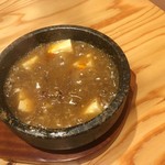 七輪酒肴こいき - 石焼き麻婆豆腐650円