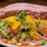 プールトワ - ランチコース 1700円 の田舎風パテとサラダ