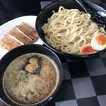 麺屋 白虎 - つけめん黒とチャーシュー味玉♡