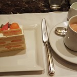 The Peninsula Boutique & Café - 