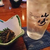 馳走紺屋 - 山崎のグラスに入っているけど白秋ハイボール(笑)