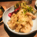 呑喰まんまる。 - 蓮根好きなので醤油バター
シャキシャキで美味しいけど
既にお腹が満たされてて
本来の美味しさを実感出来なかった気がする