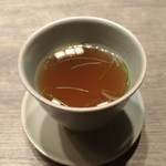 USHIGORO S. - スッポンと牛コンソメスープ 芽ネギ 茗荷 グリーンアスパラ