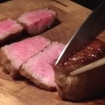 USHIGORO S. - 月齢32か月　神戸牛のサーロインステーキ