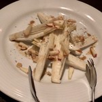 ビストロ マチュリスタ - アンディーブとロックフォールのサラダ ¥1,180