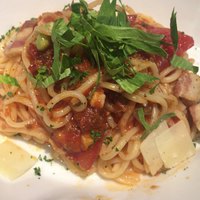 世界のワイン博物館 グランフロント大阪店  - 枝豆とパンチェッタのプッタネスカ (´∀｀)/
                冷製パスタ ハーフサイズ
