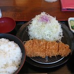 あげや - とんかつ定食750円（お肉100g）+丼ご飯+150円