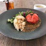 Chaya Makurobi - ケールとまるごと焼きトマトのクレンズカレー ¥1,290