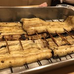 はらまさ - ◆ここで「天然鰻（霞ヶ浦）」が登場！大きく厚みがあり美味しそう～ テンション上がりますね。^^