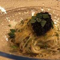 はらまさ - 名物：痛風そうめん・・このわた、カラスミ、キャビアなどがたっぷり。 上手に表現できないのですが、濃厚な味わいで美味しい。これを頂けるなら痛風になってもいいかも。