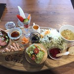 &TREE - ローストビーフプレート